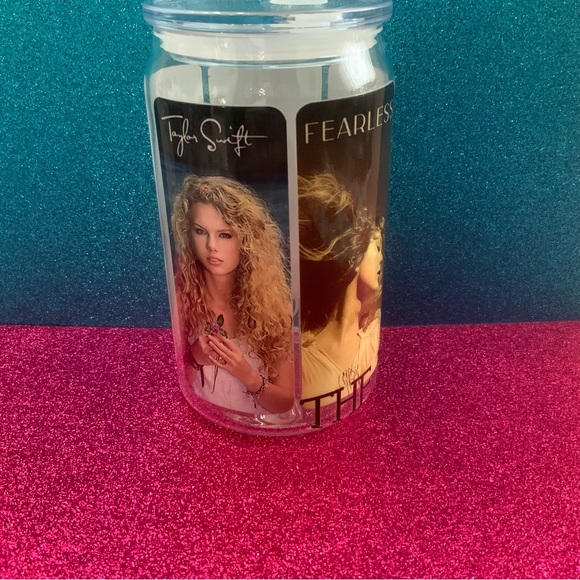 Taylor Swift 16oz Acrylic Sealed Can Cup with Straw - Picture 3 of 12